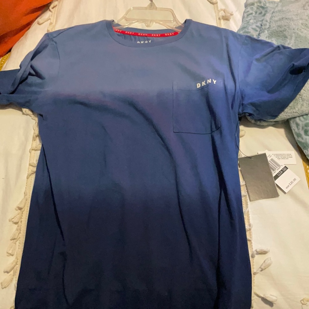 DKNY SHIRT large 14/16 boys